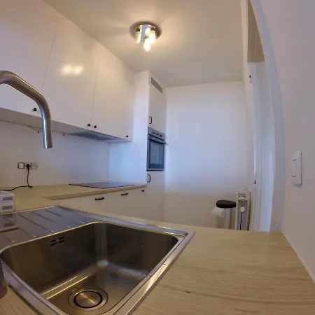 Rustig Appartement Met Zeezicht Dicht Bij Het Centrum Ostend Exterior photo