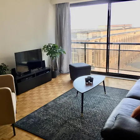 Rustig Appartement Met Zeezicht Dicht Bij Het Centrum Ostend Exterior photo